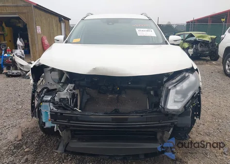 2020 Nissan Rogue Sv Intelligent Awd z USA, uszkodzony, nr VIN 5N1AT2MV7LC786567